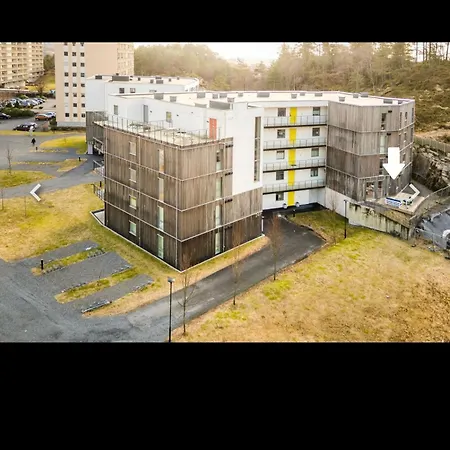 아파트 Bright & Spacious 3 Bedroom In Fyllingsdalen, Vestlundveien 24 F, West 베르겐